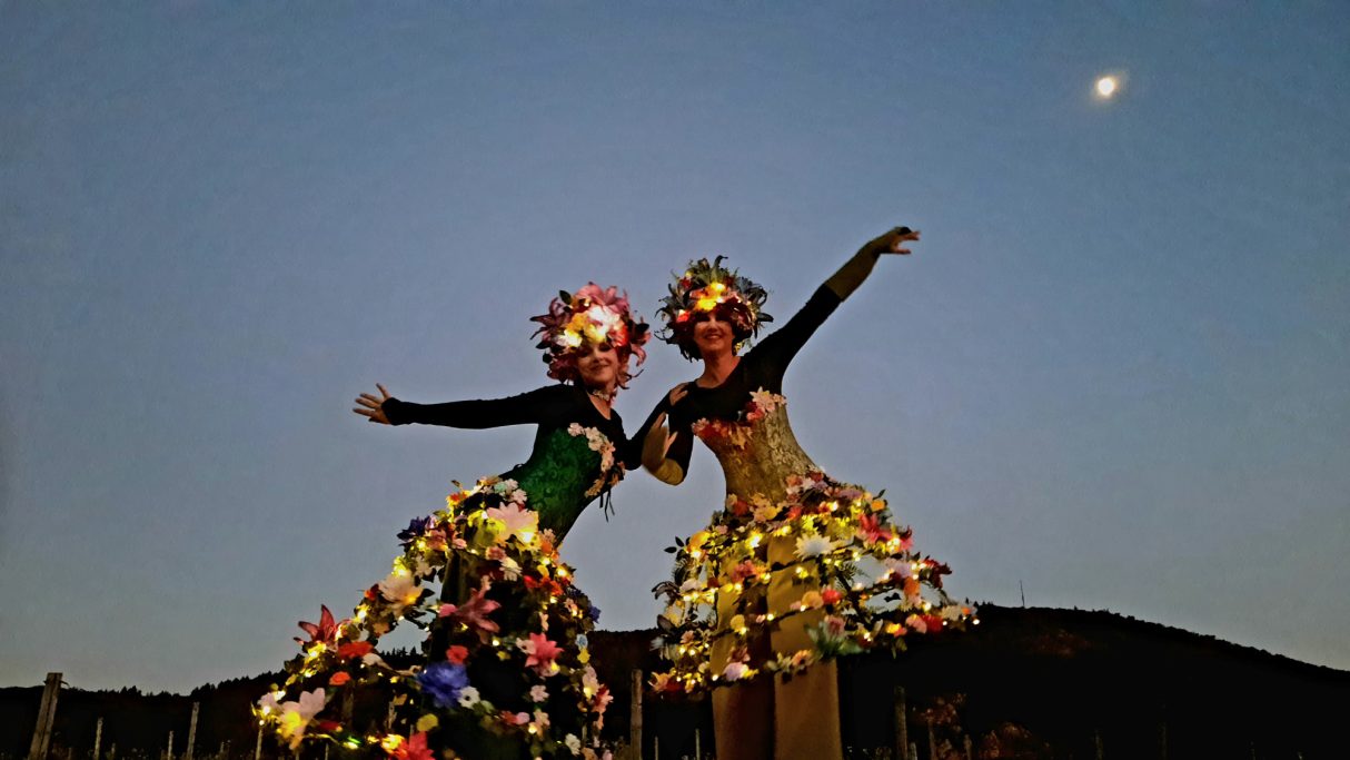 Leuchtfiguren Walking Act