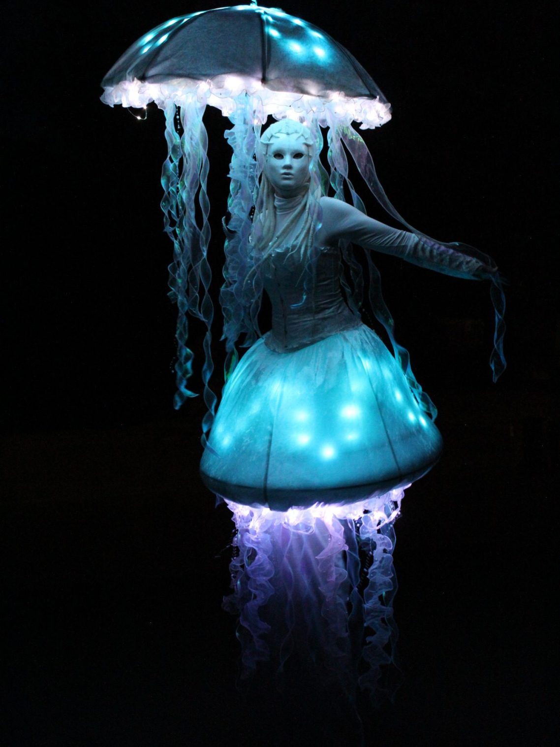 LED Wak Act Stelzen Wasser