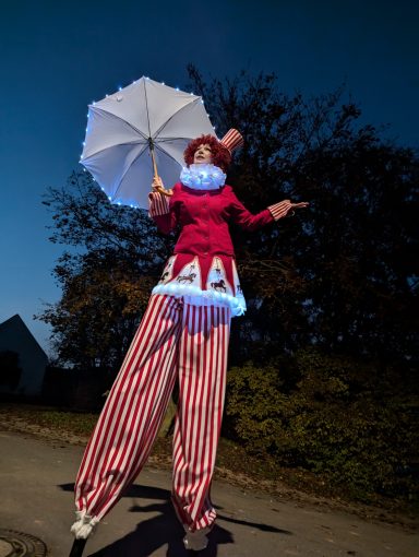 Stelzenläufer Weihnachten buchen