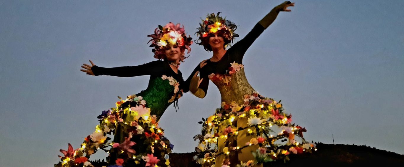Walk Act buchen Stelzenläufer Stelzenläufer Performance Walkact buchen