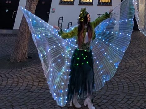 Weinprinzessin Walk Act