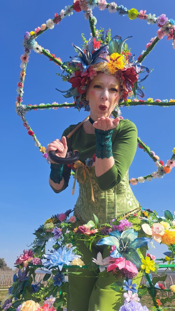 Florale Stelzenläuferin buchen