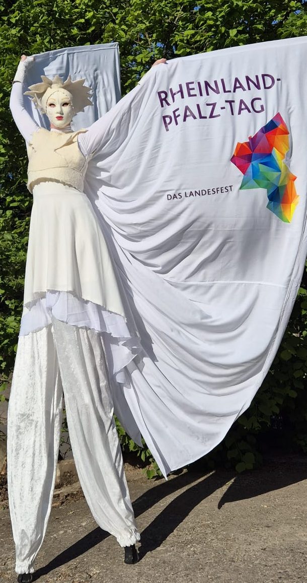 Lebendige Werbung, Logo drucken auf Kostüm, Künstler für Werbeaktion, Stelzenläufer für Messen