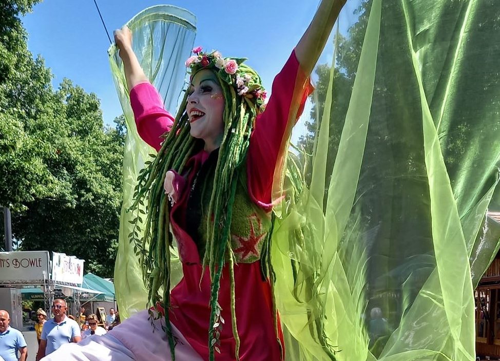 Shows und Walking Acts für Stadtfest, Festival, Hochzeitsfeier buchen